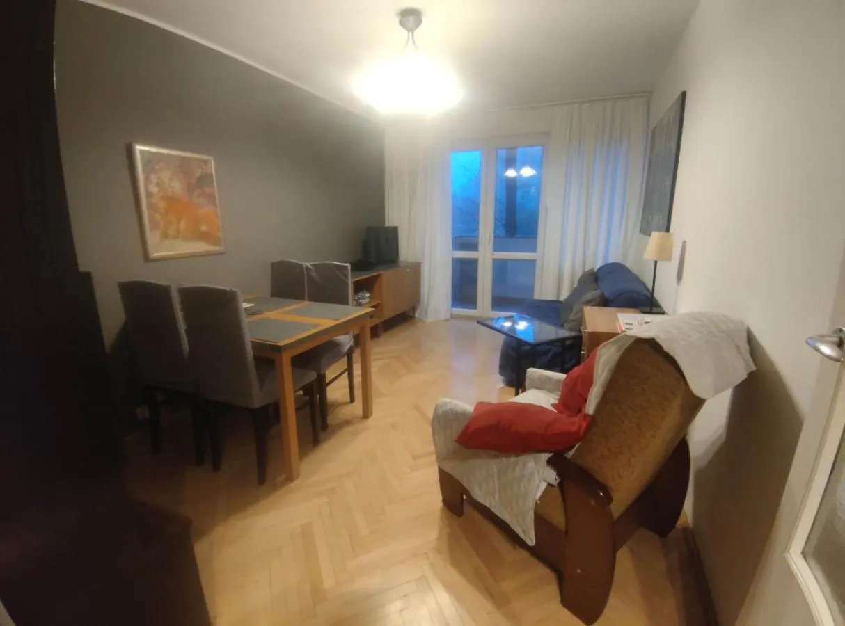U Cioci Lutki Urocze Mieszkanie Z Balkonem Krakow Poland